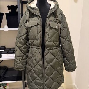Levi’s Olive Green Quilted Hooded Winter Puffer Coat Jacket – Like New